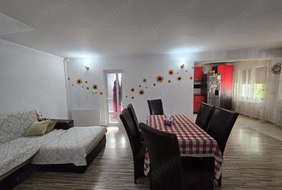 Casă cu 6 camere cu Teren 293 Mp în Năvodari - 2