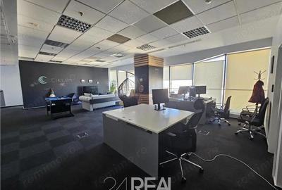 Spațiu comercial, în Decebal - 3