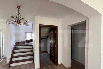 Duplex nou, 305 mp utili, gradina ?i terasa Cisnadi Duplex nou, 305 mp utili, gradina ?i terasa Cisnadi - 3