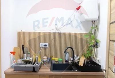 Spatiu comercial de inchiriat - 32