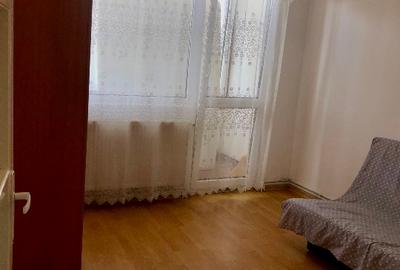 Apartament cu 3 camere decomandat în Est - 2
