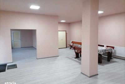 Apartament cu 4 camere în Central