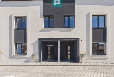 Casă cu 4 camere în Central - 2