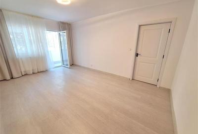 Apartament cu 3 camere decomandat în 9 Mai - 24