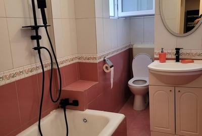 Apartament cu 3 camere decomandat în Universitate - 5