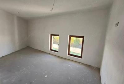 Casa noua P+M de vanzare Strada Marin Preda, Targu Jiu, Gorj - 12