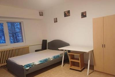 Garsonieră decomandată, mobilată în Nerva Traian - 4