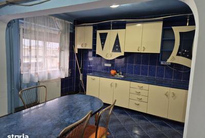 Apartament cu 4 camere decomandat în Aradul Nou