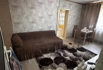 Apartament cu 3 camere decomandat în Găești - 6