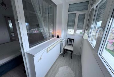Apartament cu 3 camere semidecomandat în 1 Mai - 7