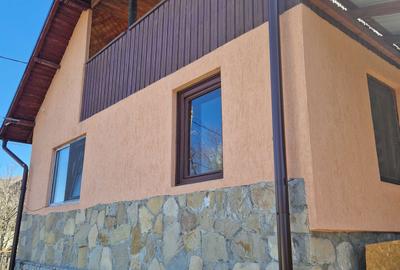 Casă cu 4 camere decomandat în Bezdead - 3