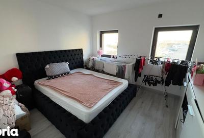 Casă cu 4 camere cu Teren 203 Mp în Central - 1