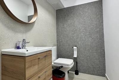 Birou, de 807 mp, în 1 Mai - 3