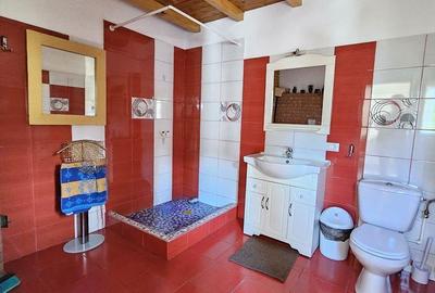 Casă cu 4 camere în Central - 13