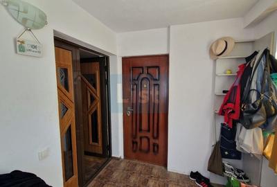 Casă cu 4 camere cu Canalizare în Săsar - 3