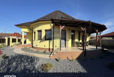 Casă cu 4 camere cu Teren 500 Mp în Tămășeu - 2