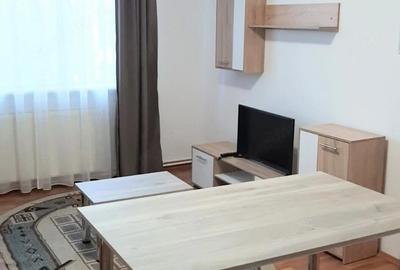 Apartament cu 3 camere decomandat în Astra - 16