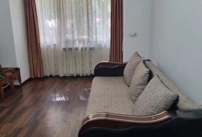 Apartament cu 2 camere semidecomandat în Central - 1