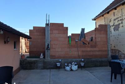 Casă cu 4 camere cu Teren 720 Mp în Fântânele - 3