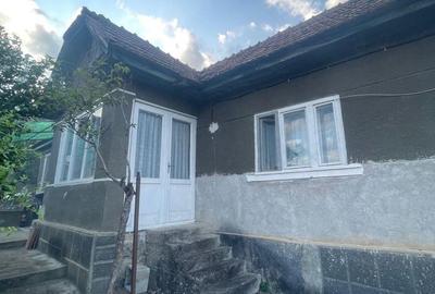 Casă cu 2 camere în Moldovenești - 1