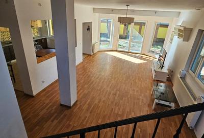 Casă individuală cu 5 camere cu Teren 200 Mp în Central - 1