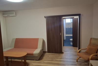 Vanzare apartament 2 camere, 57mp, RENOVAT TOTAL-Titan- Barajul Lotru - 1