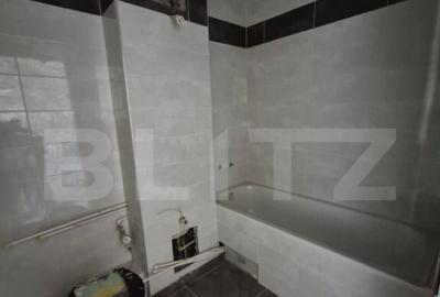 Garsoniera spa?ioasa de vanzare, etaj 2/4, zona central - 6