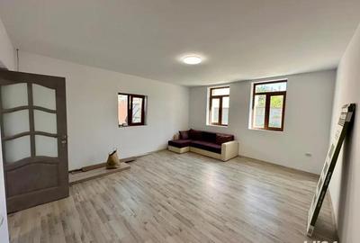 Casă cu 2 camere cu Teren 200 Mp în Complex Studențesc - 1