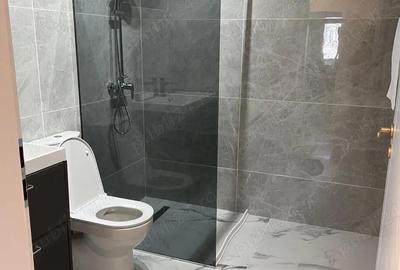 Casă cu Teren 400 Mp în Central - 4