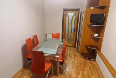 Apartament cu 2 camere decomandat, mobilat în Rovine