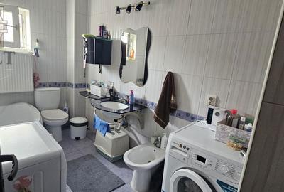 Apartament cu 3 camere semidecomandat în Dragomirești-Vale - 6