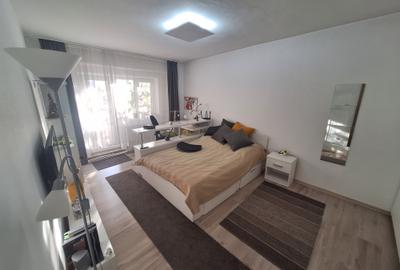 Ap.cu 1 camera Et 1 cu centrala proprie Complexul Studentesc - 1