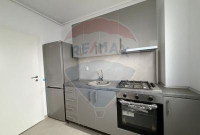 Garsonieră decomandată în Central - 7