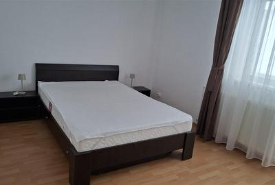 Apartament cu 2 camere decomandat, mobilat în Ștrand