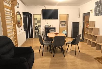 Apartament cu 3 camere semidecomandat în Central - 2