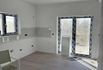 Casă cu 4 camere în Hlincea - 8