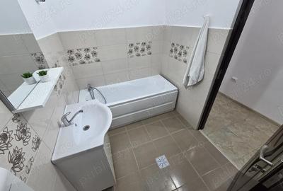 Casă cu 4 camere cu Teren 2000 Mp în Agighiol - 1