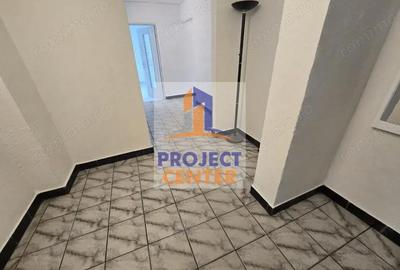 Apartament cu 4 camere decomandat în Central - 1