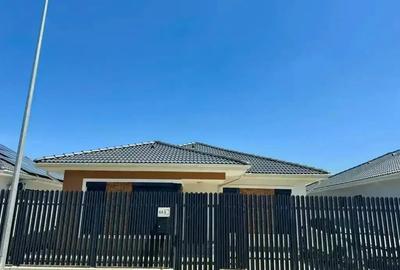 Casă cu 4 camere cu Teren 400 Mp în Central - 3