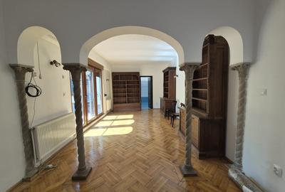 Casă individuală cu 4 camere cu Teren 204 Mp în Eminescu - 2