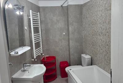 Garsonieră decomandată în Roșu - 2