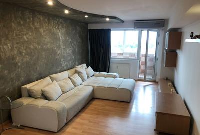 Apartament de 3 camere -Mihalache-Domenii