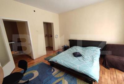 Casa individuala 9 camere, suprafata utila 660mp, teren 435m - 2