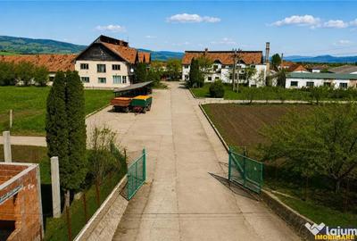 Spațiu comercial, de 9,000 mp, în Central - 9