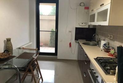 Garsonieră decomandată în Roșu - 7