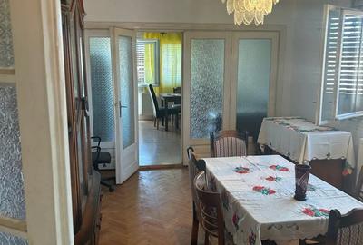 Vand URGENT apartament la casa, centru. - 7