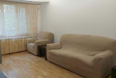 Inchiriere - Apartament 3  Camere - Teiul Doamnei - Posta - Parc Tei - 2