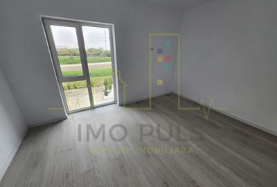 Apartament cu 3 camere semidecomandat în Mehala - 2