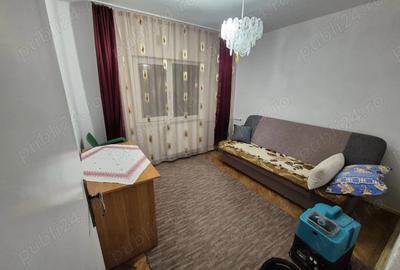 Inchiriez apartament 4 camere Inchiriez apartament 4 camere - 10