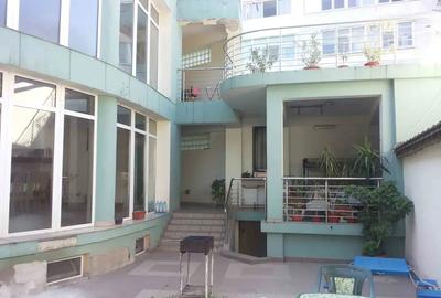 Casă cu 6 camere cu Teren 321 Mp în Plantelor - 6